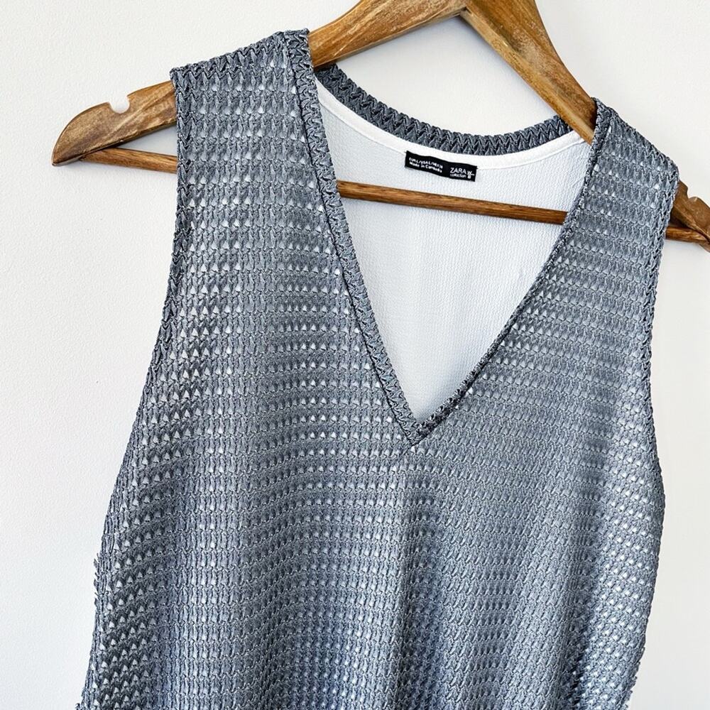 Zara Gray & White Sleeveless Tank Top Size Large EUC - Picture 2 of 12